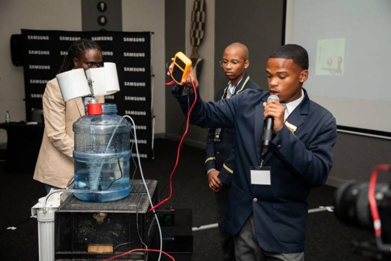 Samsung Names Top 10 Finalists for 2025 Solve For Tomorrow STEM Challenge