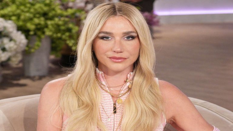Kesha slams the White House
