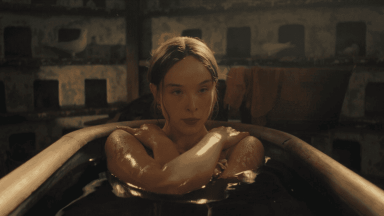 Ella Beatty as Lizzie Borden in Netflix’s Monster: The Lizzie Borden Story
