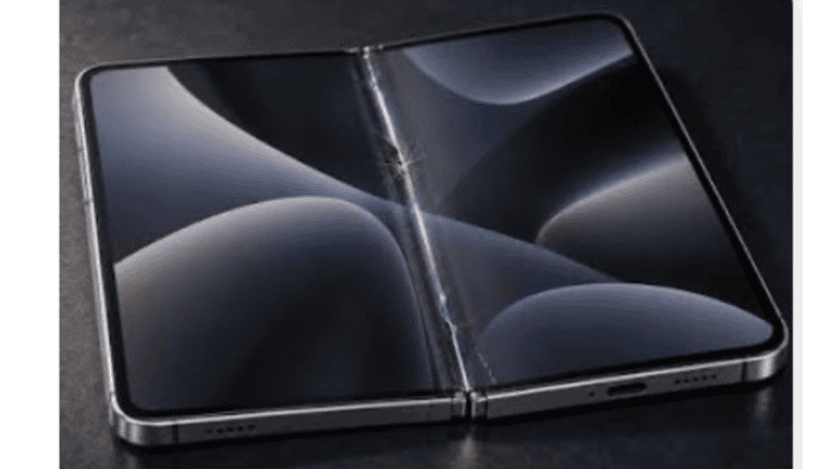 Is the iPhone Duo’s Fold Also Its Biggest Weakness? Reports of cracks near the iPhone Duo’s hinge have raised questions about the durability of Apple’s first foldable phone.